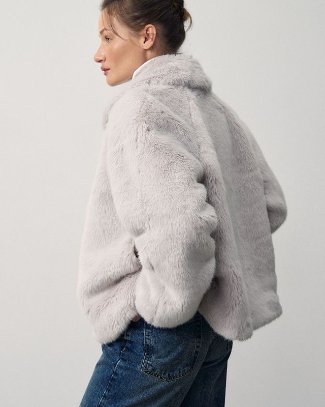 Fur jacket in two options, pattern №1382