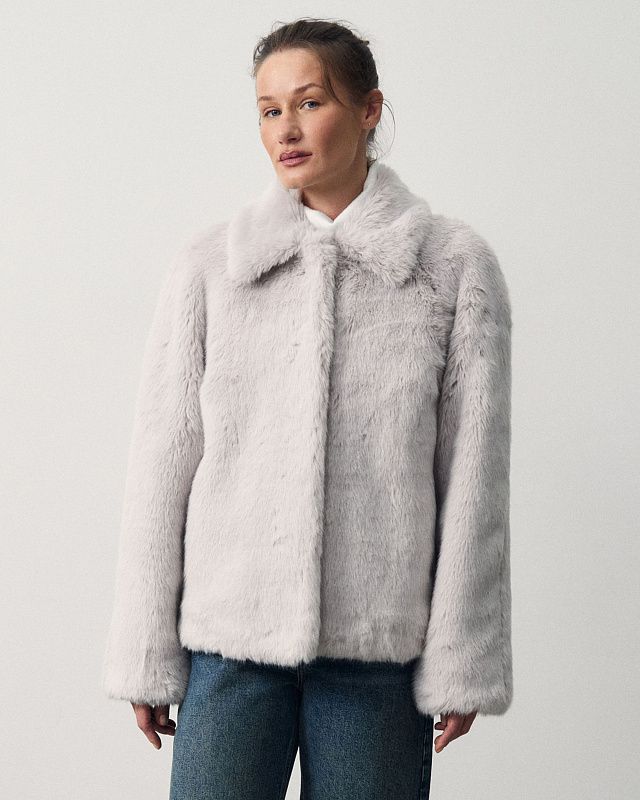 Fur jacket in two options, pattern №1382