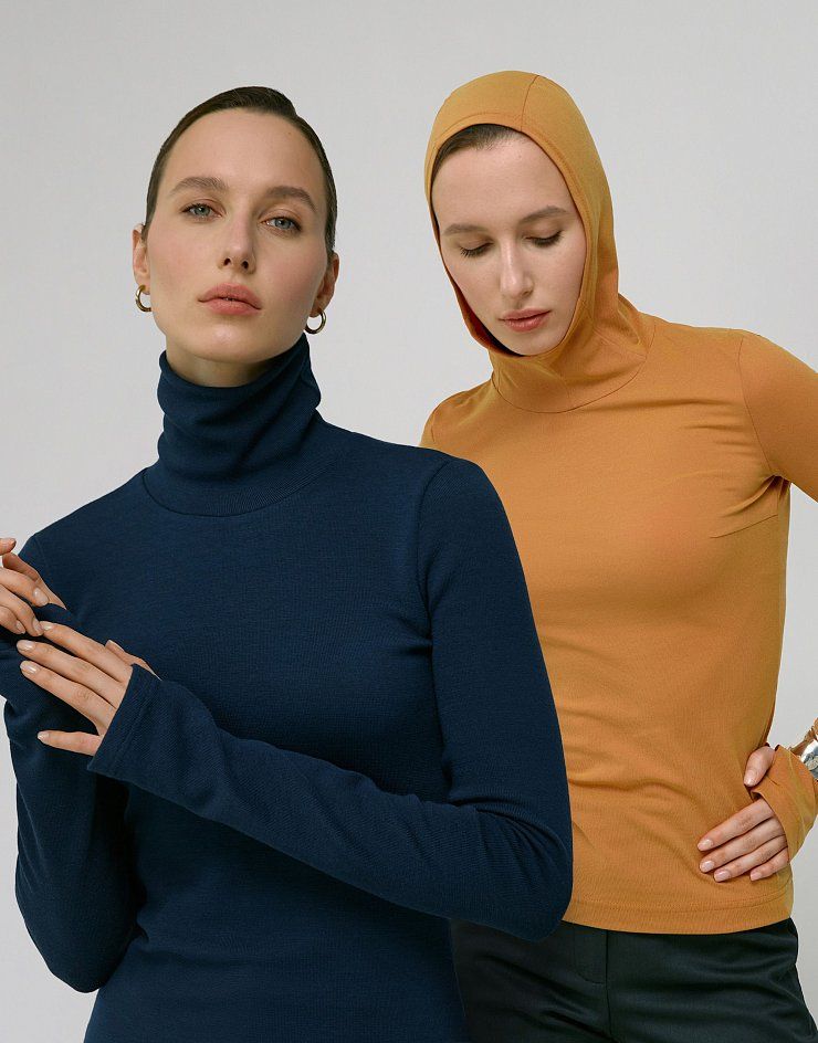 Turtleneck sweater in two options: with collar band and hood, pattern №913